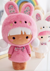 Featuring super soft plush fabric, embroidered details, and ditsy floral accessories.  With adorable bunny rabbit ears, Momiji Raspberry Sorbet Pascale Plushie sold out in only a few weeks but she’s back… for now! Soft, huggable, iconic characters for collectors and lovers of all things wholesome and cute.
